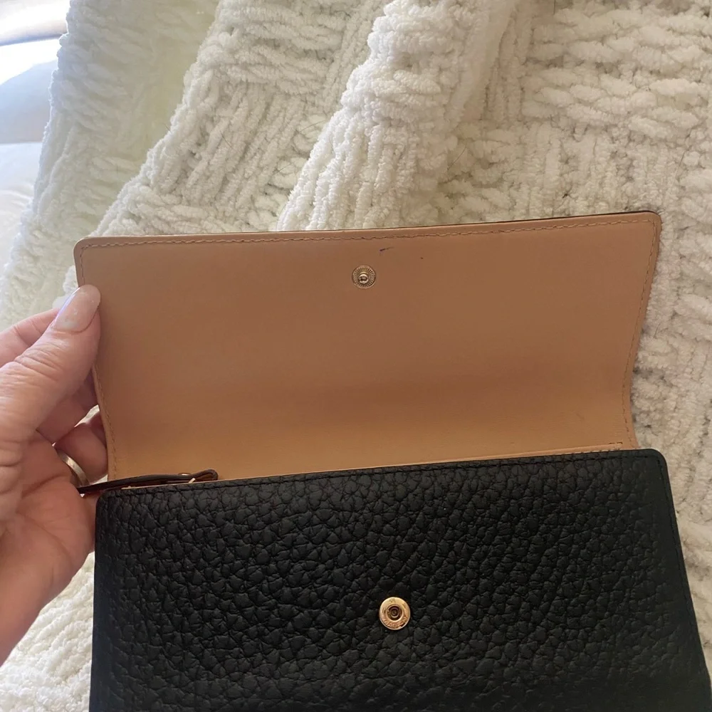 Kate Spade Southport Avenue Sandra Beige and Black Women's Wallet